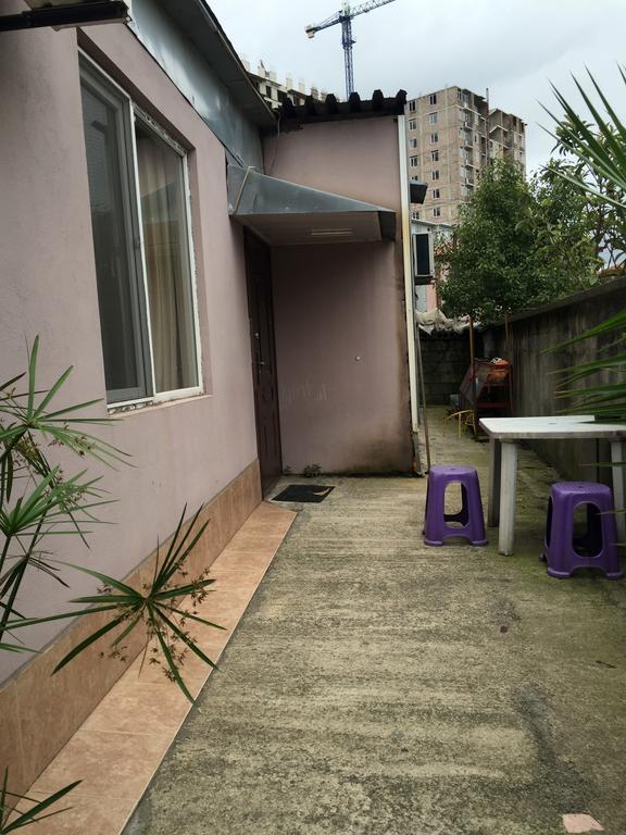 Angisa Apartment Batumi Eksteriør billede