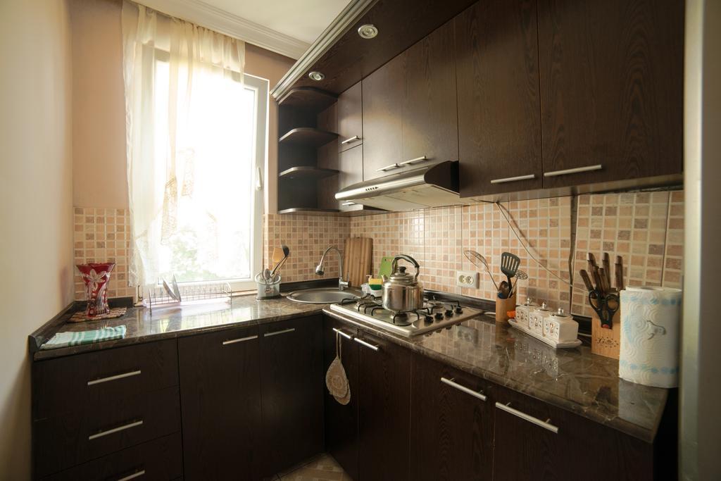 Angisa Apartment Batumi Eksteriør billede